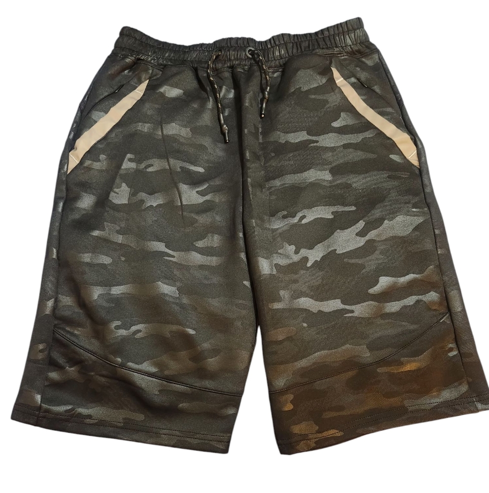 Encrypted Boys XL(18) Black and Silver Camo Zipper Pocketed Shorts